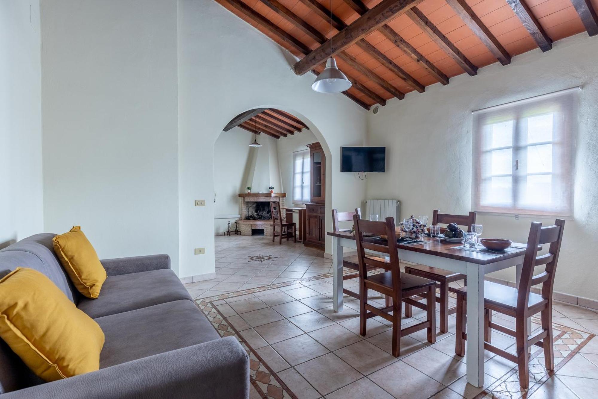 Residence Montevecchio Montopoli in Val dʼArno エクステリア 写真