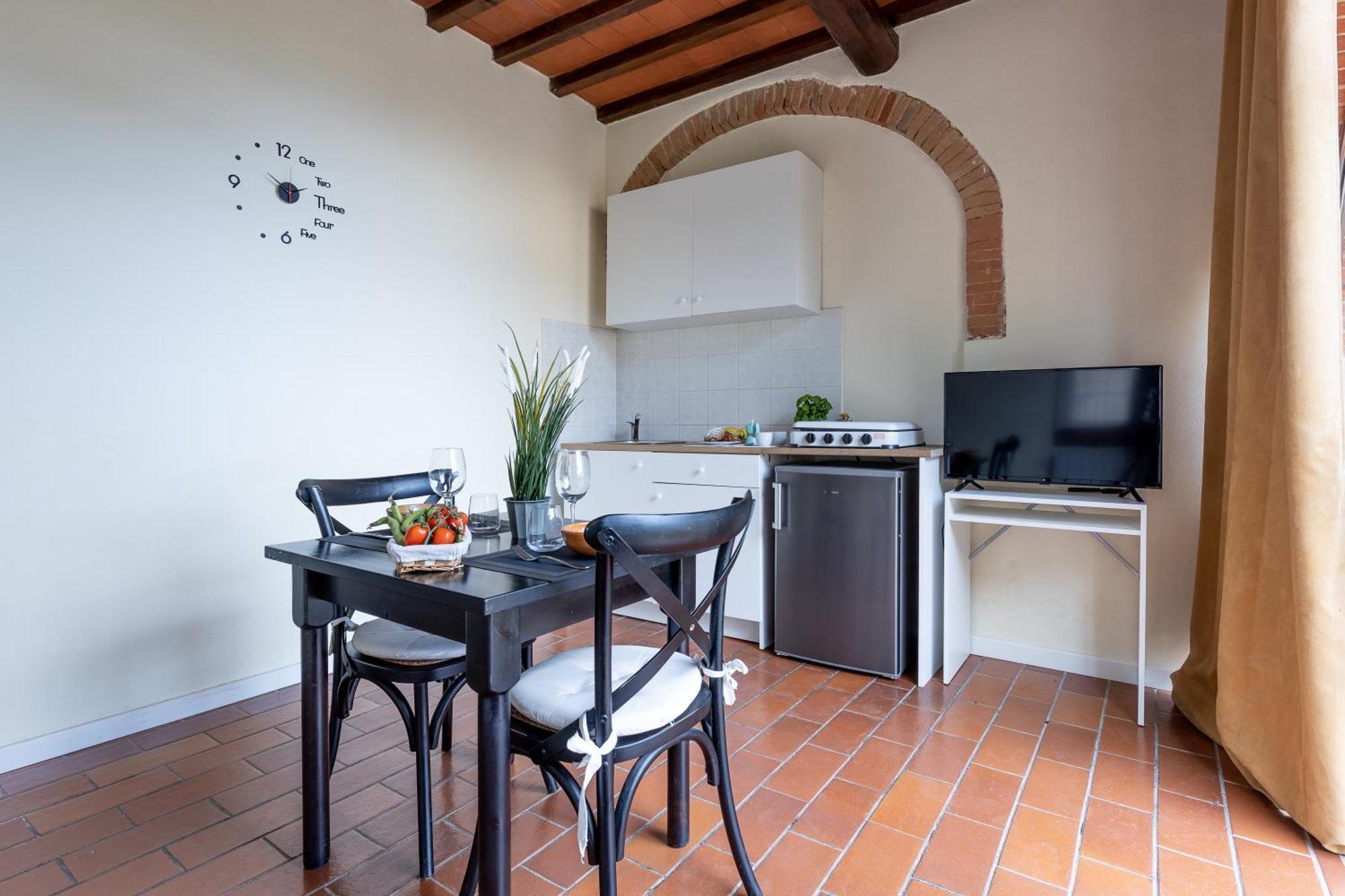 Residence Montevecchio Montopoli in Val dʼArno エクステリア 写真