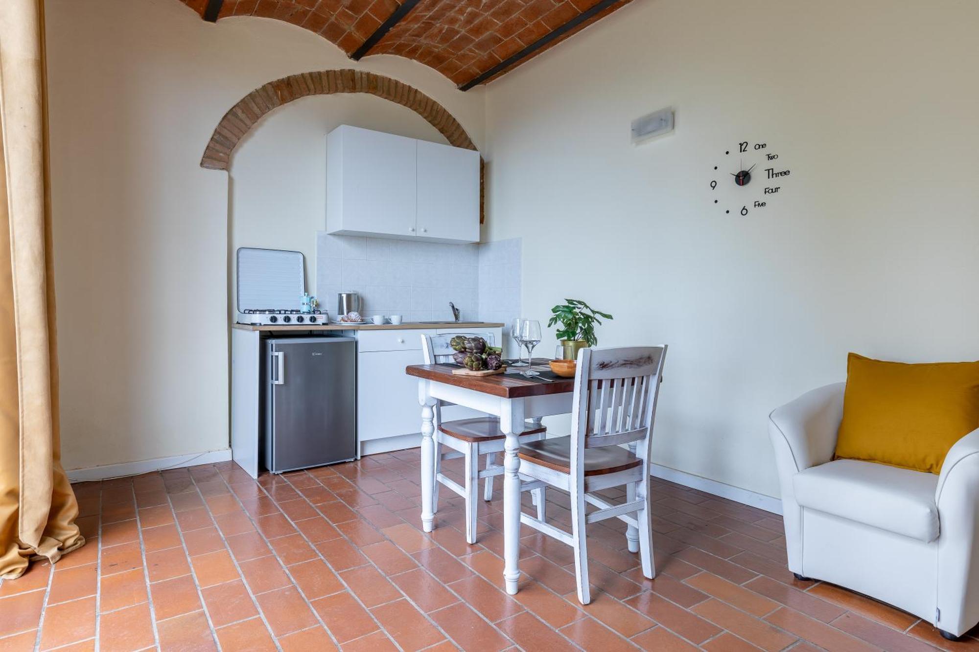 Residence Montevecchio Montopoli in Val dʼArno エクステリア 写真