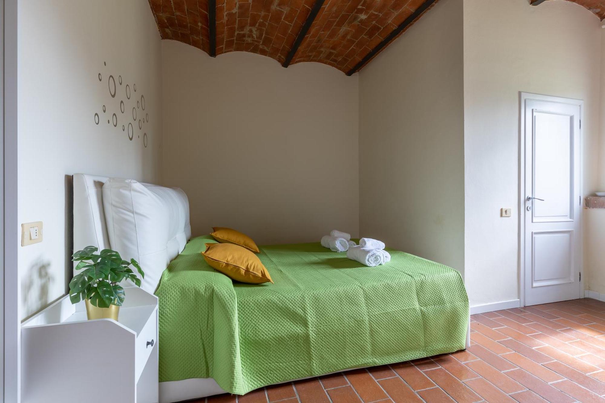 Residence Montevecchio Montopoli in Val dʼArno エクステリア 写真